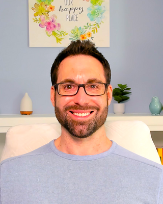 Photo of Matthew E Thomas, Psychiatric Nurse Practitioner, PMHNP