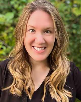 Photo of Morgan Elliston, Licensed Professional Clinical Counselor, LPCC-S