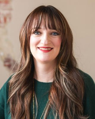 Photo of Colleen L Giffin, Licensed Mental Health Counselor Associate, MA, CMHC