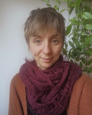 Photo of Ayesha Drury, Psychotherapist, MSc, MBACP