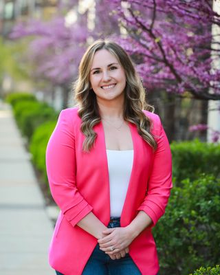 Photo of Kelly Hildre, Clinical Social Work/Therapist, MSW, LICSW