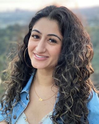 Photo of Isha Bhatt, Associate Professional Clinical Counselor in 94112, CA
