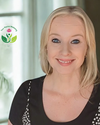 Photo of Lyn Halley, Psychologist, MSc, FMBPsS