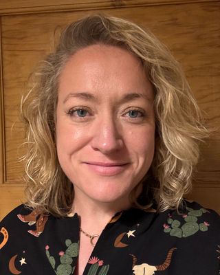 Photo of Dr Lauren Mawn, Psychologist, PhD, HCPC - Clin. Psych.