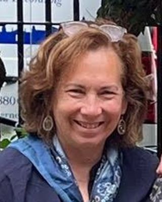 Photo of Kim Linnell, Licensed Professional Counselor, MA, LMHC