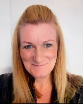 Photo of Elizabeth Sumner, Counsellor, MA, MBACP Accred