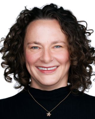 Photo of Julia Shaw, Clinical Social Work/Therapist, MSW, LICSW