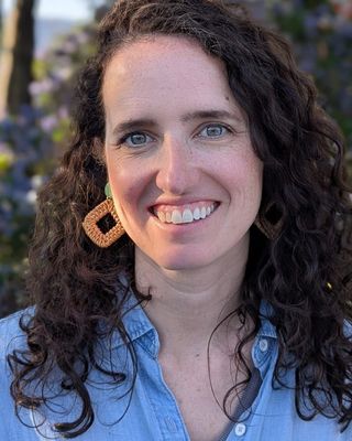 Photo of Jessica Lesperance - Jessica Lesperance I Anxiety, Career, Burnout, Registered Psychotherapist (Qualifying), Intern, Burnout, Anxiety