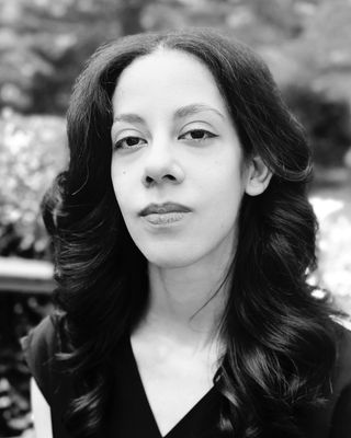 Photo of Maryam Epting, LCSW Associate, LCSWA