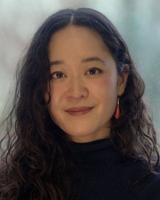 Photo of Holly Jurca, Psychotherapist, MA, MBACP