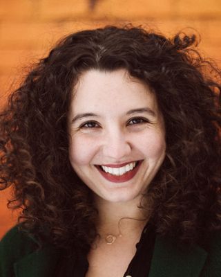 Photo of Lorena Gesuale, LMSW