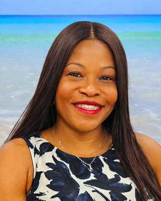 Photo of Dr. Chinwe Madu, Clinical Social Work Associate, PharmD, CSWA