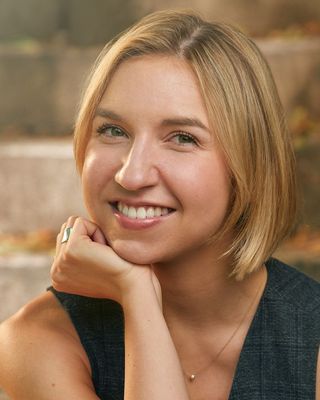 Photo of Alison Machabee, Marriage & Family Therapist, MA, LMFT