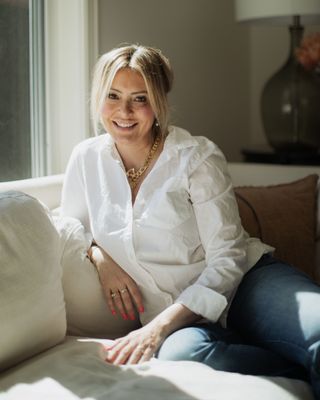 Photo of Larissa Noble, Registered Social Worker, MSW, RSW