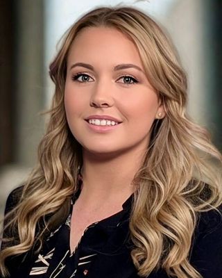 Photo of Holli Fitch, Pre-Licensed Professional