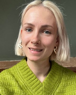 Photo of Amy Dunkley, Psychotherapist, MSc, MBACP Accred