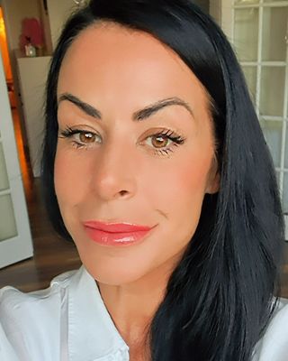 Photo of Erin Deehan - Psyche Therapy Group Ltd, Psychologist, DCounsPsych, HCPC - Couns. Psych.