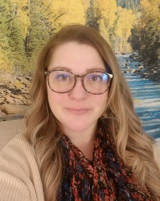 Photo of Susan Riedl, Art Therapist, LCMHC, ATR, LPC