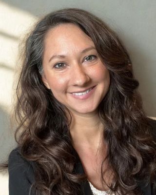 Photo of Cecilia Davis, Licensed Clinical Professional Counselor, MA, LCPC