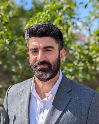 Photo of Rahim Nas, Psychotherapist, MBACP