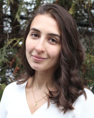 Photo of Elza Manukian - Trauma Therapist, MSW, RSW, Registered Social Worker