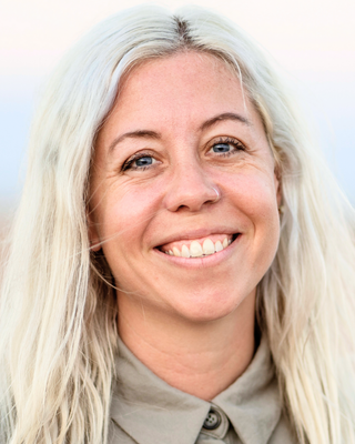 Photo of Charlie Gray - Charle Gray - EMDR, Psychotherapist