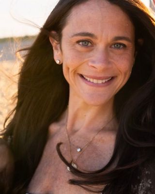 Photo of Dr. Erin Herman, Psychologist, PsyD, PMH-C