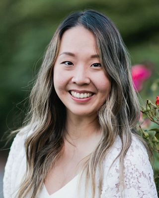 Photo of Catherine Lee, MA, LMHC, NCC, Counselor in Portland