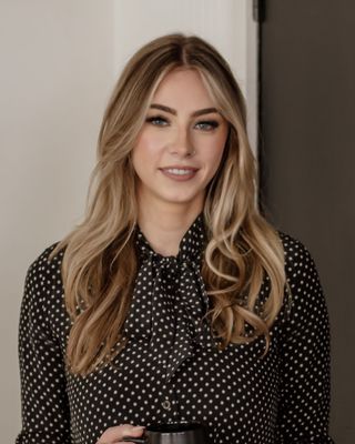 Photo of Samantha Kamal Alddin - Trauma, Anxiety, & Perinatal - Samantha Kamal , Registered Social Worker, MSW, CC-PMH