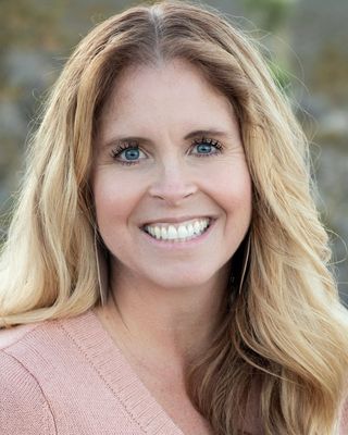 Photo of Rachelle Abbott, Clinical Social Work/Therapist, LCSW