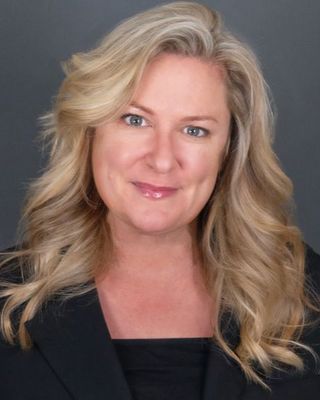 Photo of Liana Palmerio-McIvor, Registered Psychotherapist, RP, CMHP, OVCS