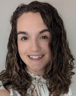 Photo of Lauren Eby, Pre-Licensed Professional