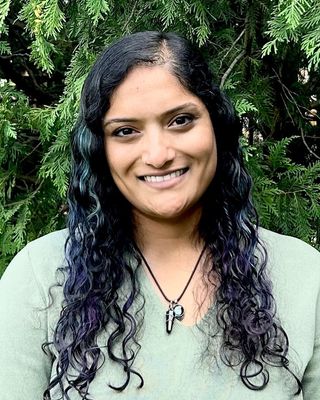 Photo of Anisha Dhar, Counselor in Redmond, WA