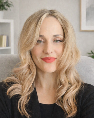 Photo of Amy Charles, Psychotherapist, MBACP