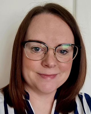 Photo of Helen Gillies, Psychotherapist, MSc, MUKCP