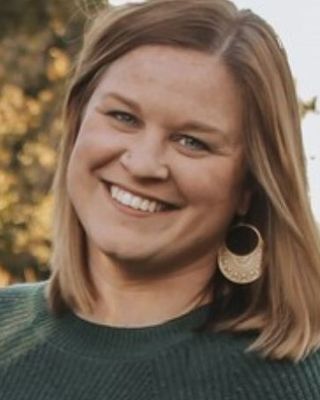 Photo of Lindsey Saltzman, Clinical Social Work/Therapist