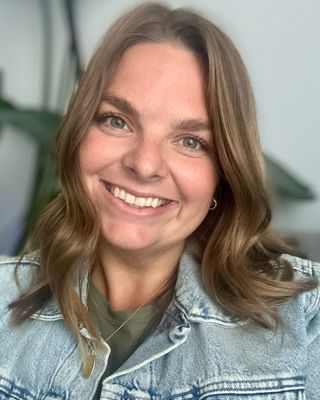 Photo of Abigail Hust, Clinical Social Work/Therapist, LISW-S, CST