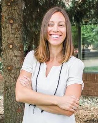 Photo of Nicole Vega, Clinical Social Work/Therapist, LMSW, CHC