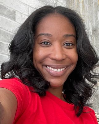 Photo of Simone Reason, Pre-Licensed Professional in 60615, IL