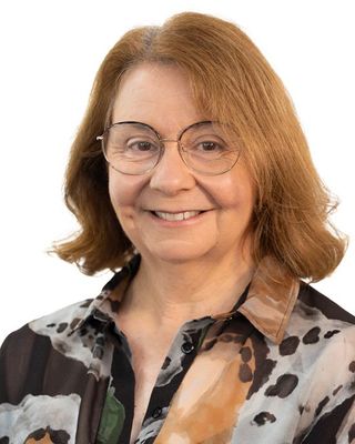 Photo of Carol Gledhill, Psychotherapist, DCounsPsych, MBACP