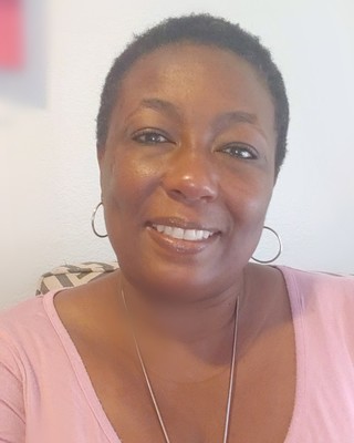 Photo of Candea Mosley, Marriage & Family Therapist Associate in Glendale, CA