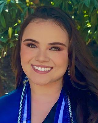 Photo of Mia Sanderson, Pre-Licensed Professional, AMFT, APCC