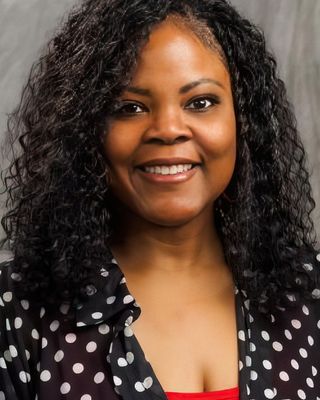 Photo of Tiffany Alexander, Licensed Professional Clinical Counselor in Northeast, Columbus, OH