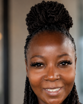 Photo of Lakisha Flynn, Pre-Licensed Professional