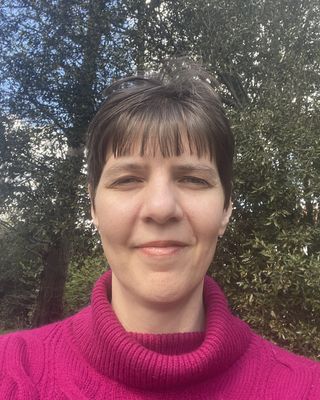 Photo of Vicky Mould, Counsellor in Brockenhurst, England