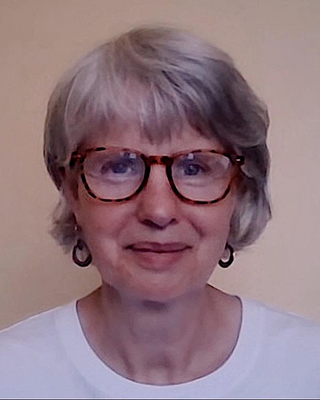 Photo of Shelley Cleverly, Registered Psychotherapist, CTP Dip
