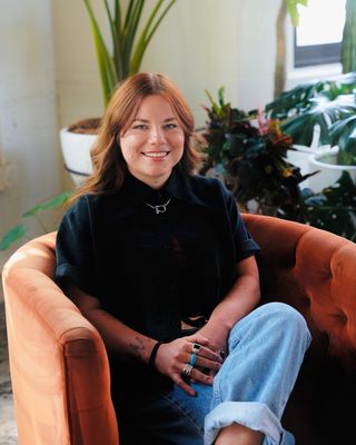 Photo of Veronica Walton, Marriage & Family Therapist, LMFT, S