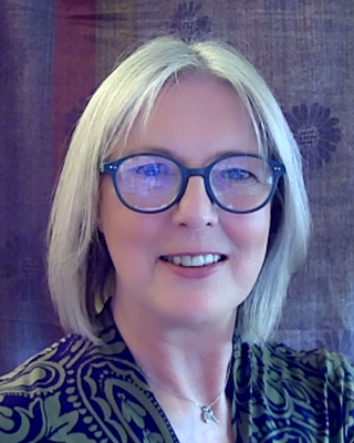 Photo of Tracey Hartshorn, Psychotherapist, MBACP Accred