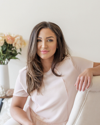 Photo of Alyse Hogan - InnerAlchemy Counselling , Registered Provisional Psychologist, CCC, MACP