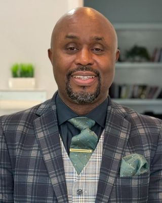 Photo of Kayode Oluwayomi, Psychiatric Nurse Practitioner, BSN/RN, MSN, PMHNP